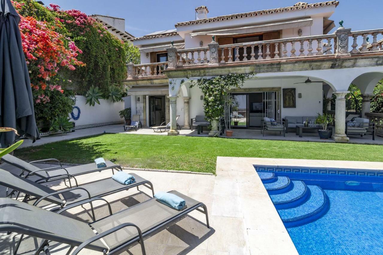 Villa Casakhan, Beautiful Luxury Villa, マルベーリャ エクステリア 写真