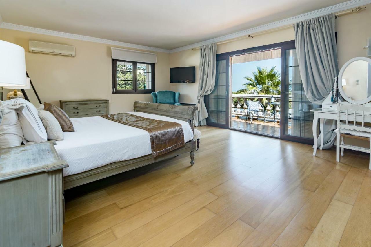 Villa Casakhan, Beautiful Luxury Villa, マルベーリャ エクステリア 写真